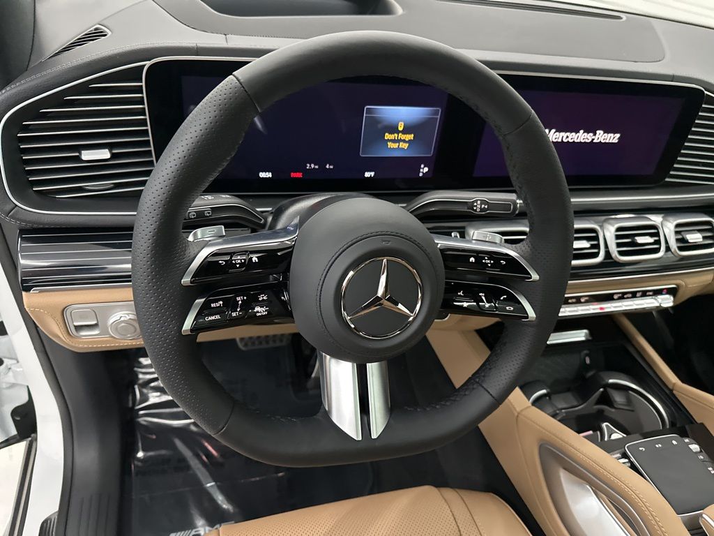 2026 Mercedes Benz GLS 580 4MATIC photo 9