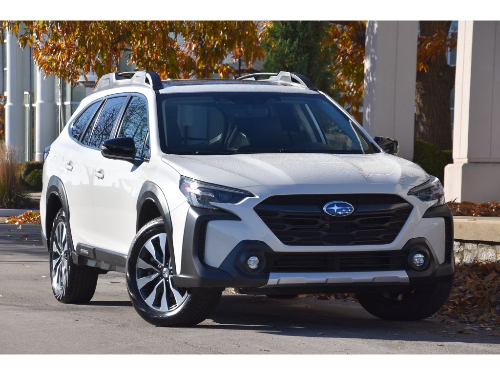 2023 Subaru Outback Limited's photo