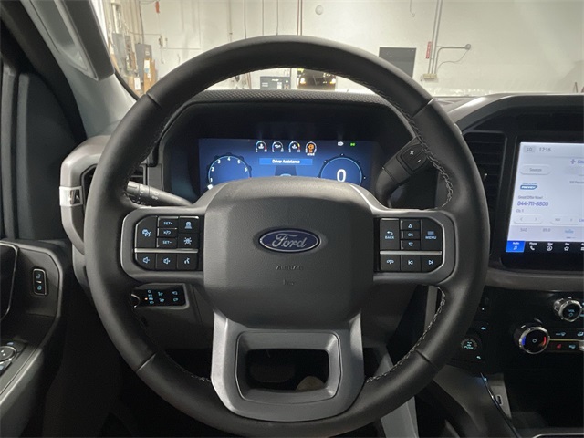 2025 Ford F-150 XLT photo 14