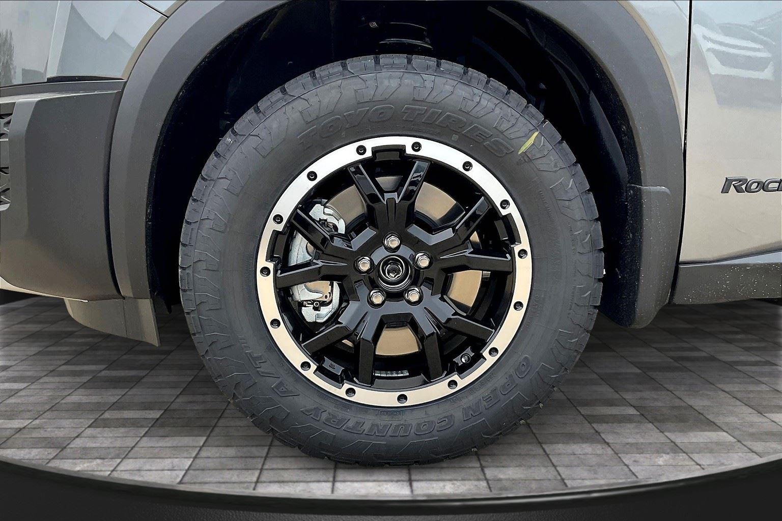 2025 Nissan Pathfinder Rock Creek photo 12