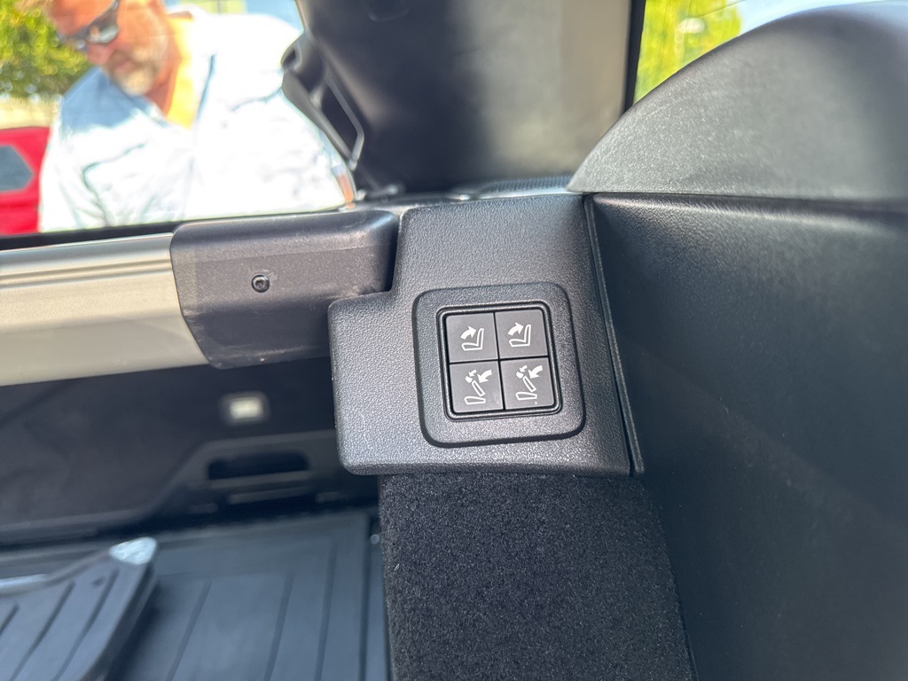 2016 Land Rover Range Rover Sport SuperCharged HSE photo 47
