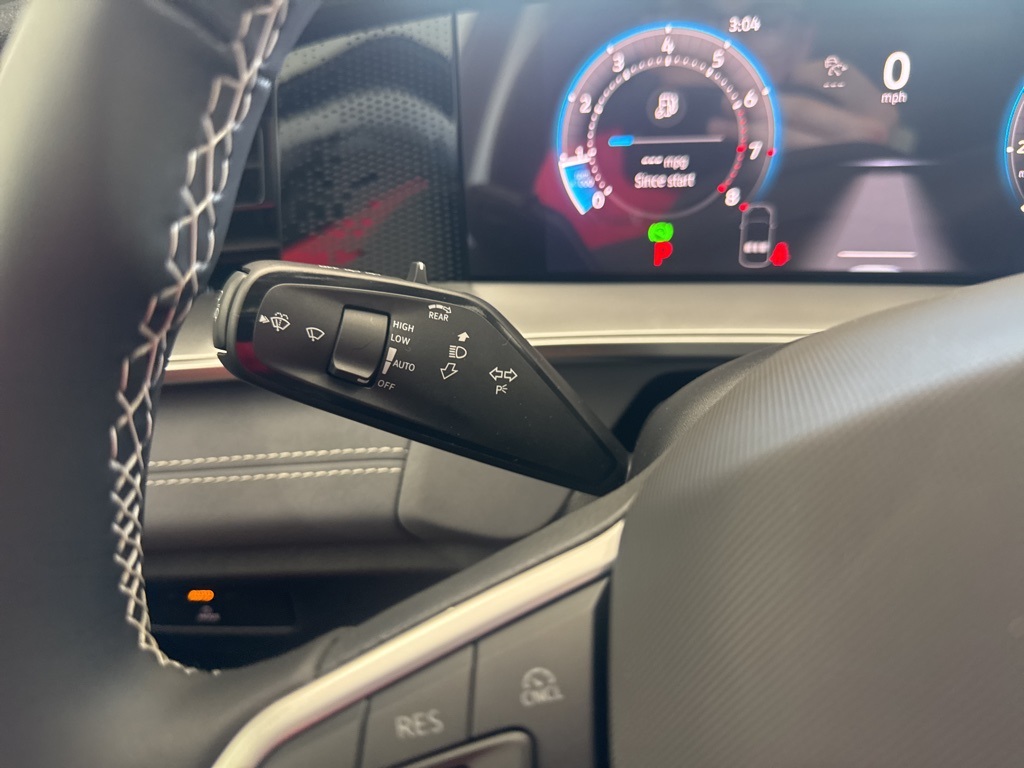 2025 Volkswagen Tiguan SE photo 15