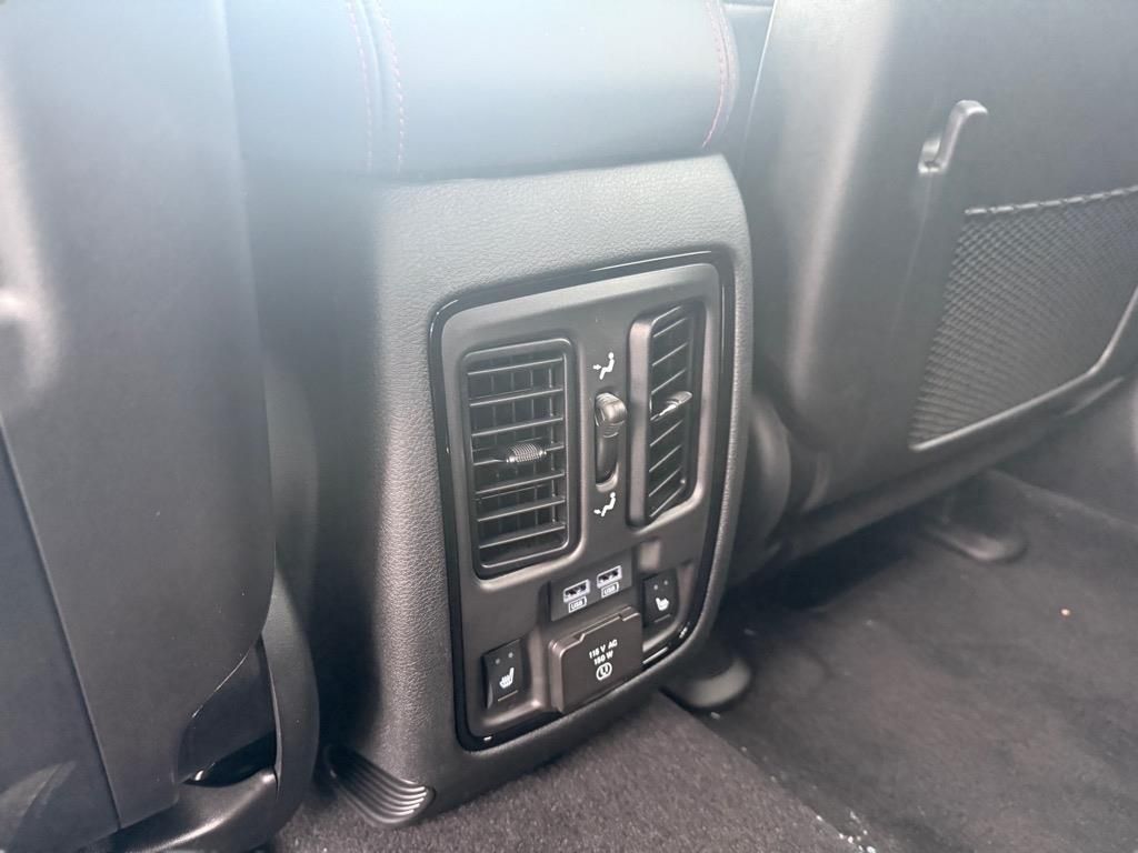 2025 Dodge Durango R/T Plus photo 22