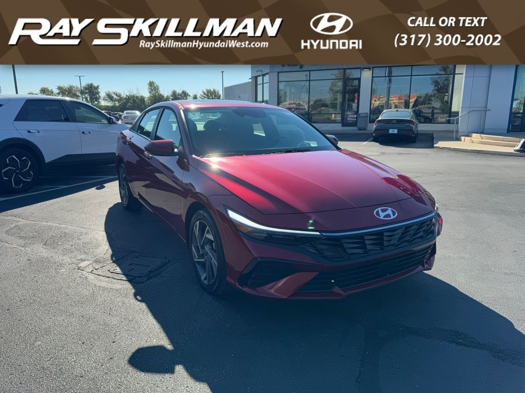 2025 Hyundai Elantra SEL's photo