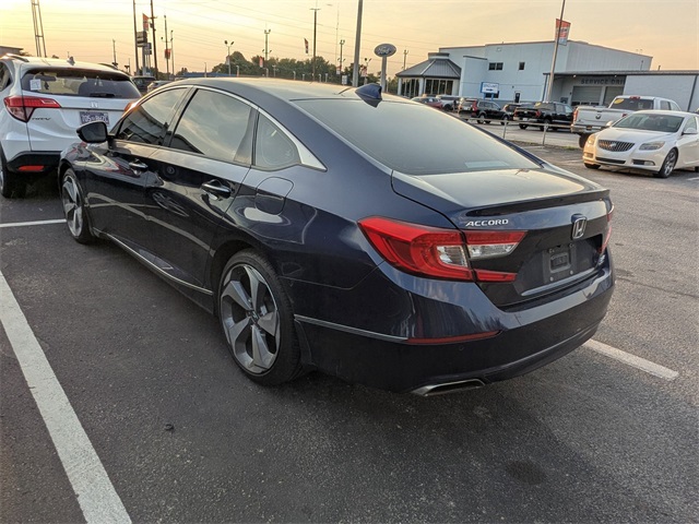 2020 Honda Accord Touring 2.0T photo 2