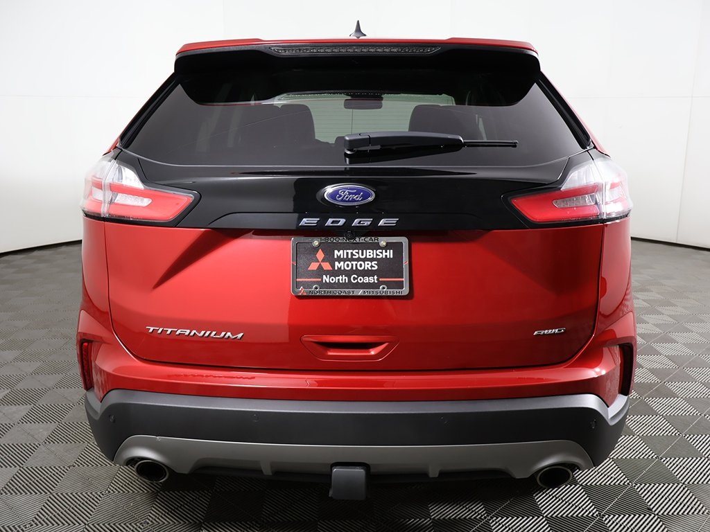 2022 Ford Edge Titanium photo 11