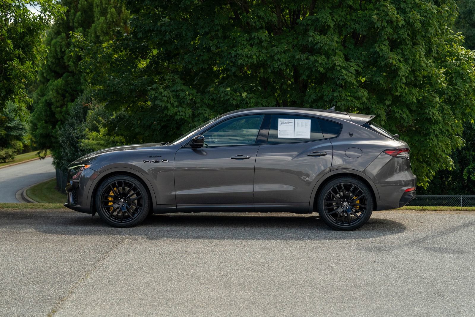 2022 Maserati Levante Modena photo 3