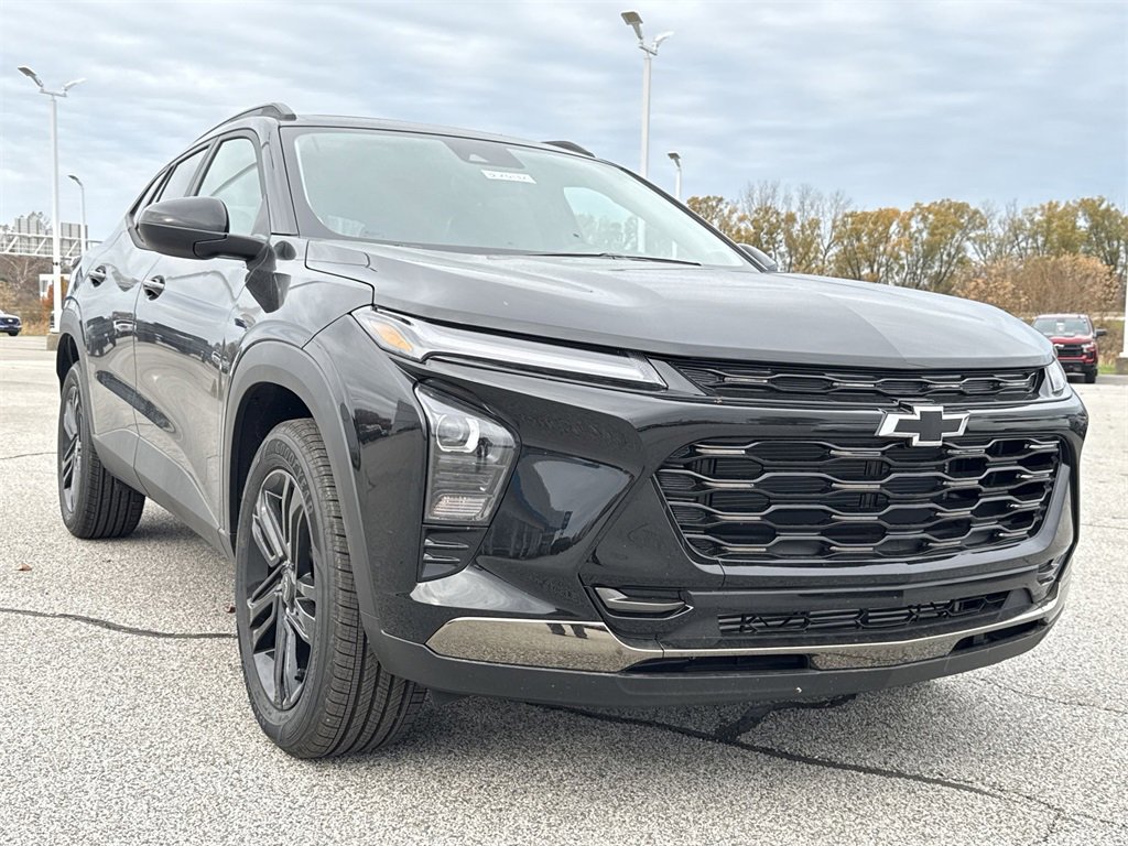 2026 Chevrolet Trax ACTIV photo 2