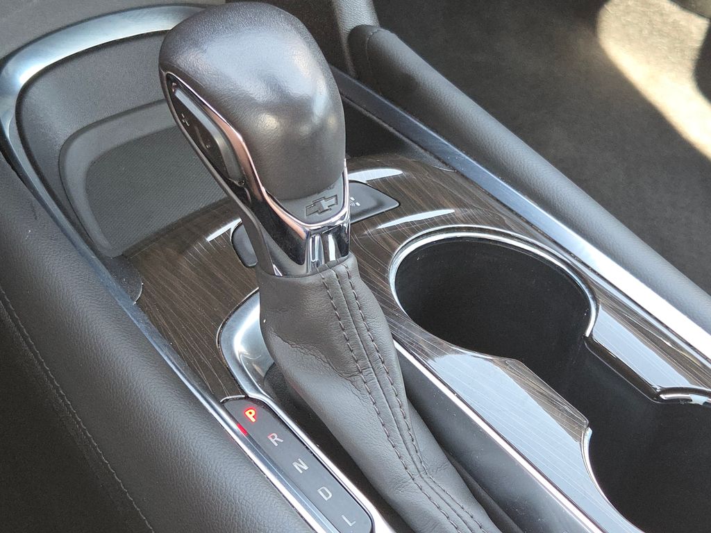 2021 Chevrolet Malibu Premier photo 24