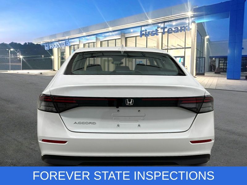 2025 Honda Accord LX photo 3