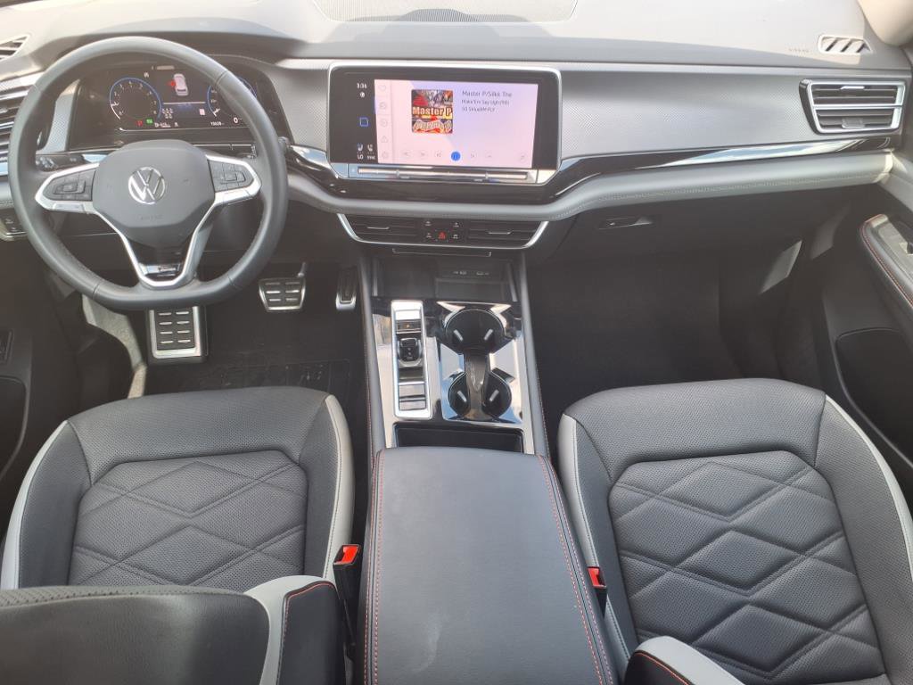 2024 Volkswagen Atlas Peak Edition SEL photo 25