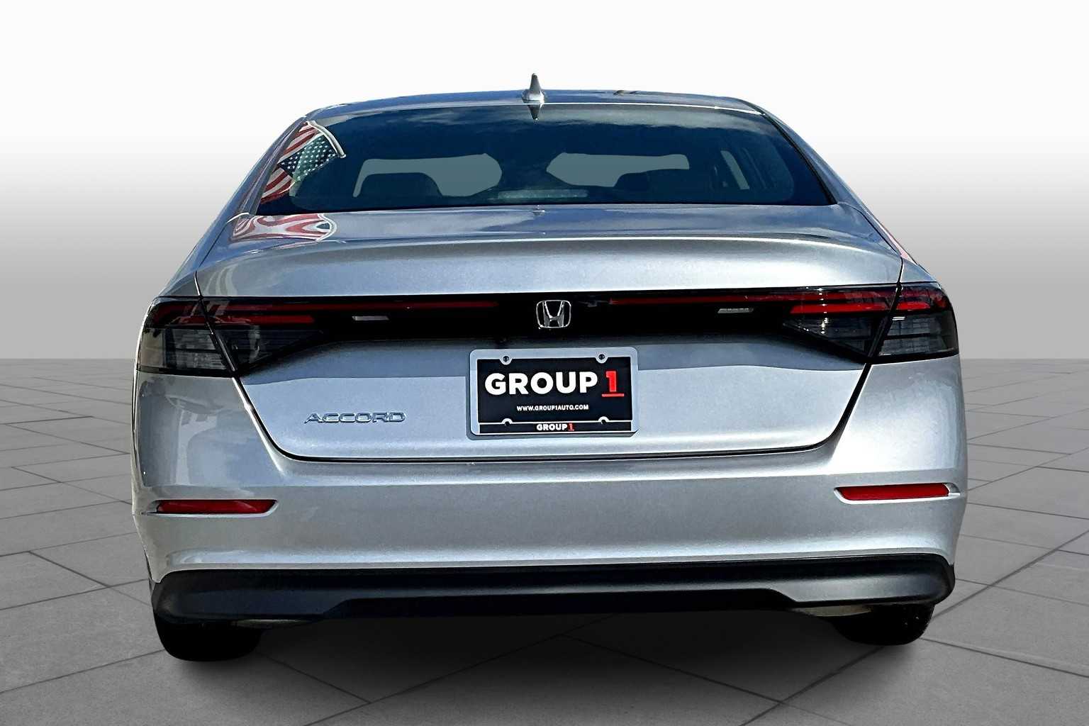 2025 Honda Accord 1.5T LX photo 4