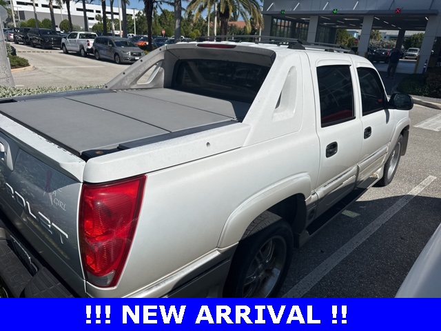 2004 Chevrolet Avalanche Z71 photo 4