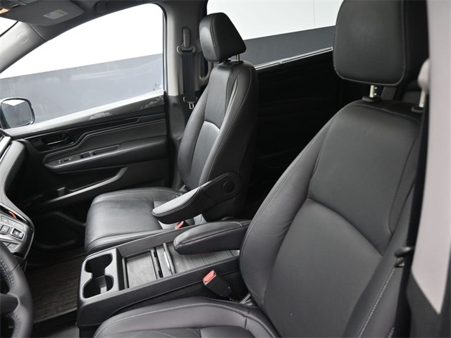 2023 Honda Odyssey Touring photo 29