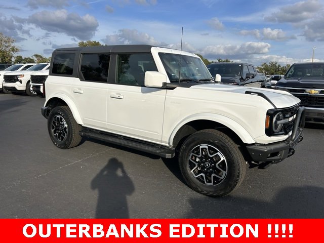 2022 Ford Bronco 4-Door Base's photo