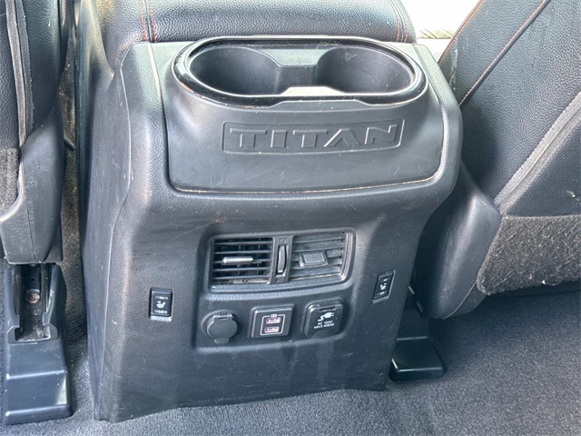 2021 Nissan Titan PRO-4X photo 19