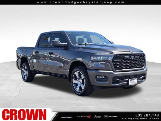 2025 Ram 1500 Tradesman photo 3