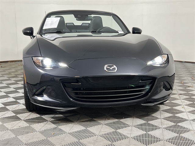 2022 Mazda MX-5 Miata Miata Grand Touring photo 3