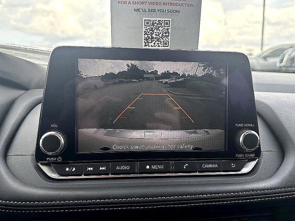 2025 Nissan Rogue SV photo 19
