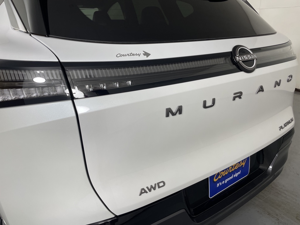 2025 Nissan Murano Platinum photo 12