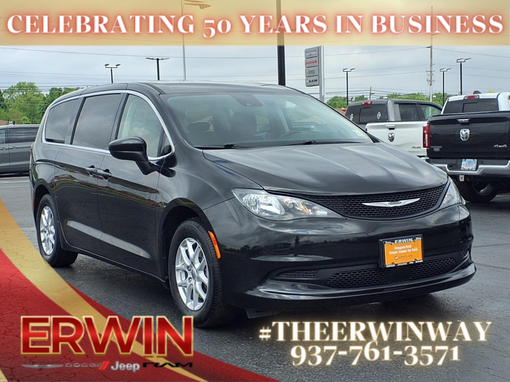 PRE-OWNED 2023 CHRYSLER VOYAGER LX 4DR MINI-VAN's photo