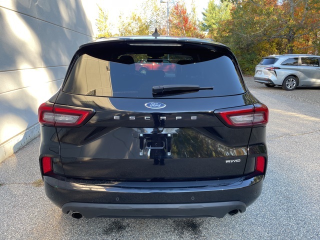 2023 Ford Escape ST-Line Elite photo 4