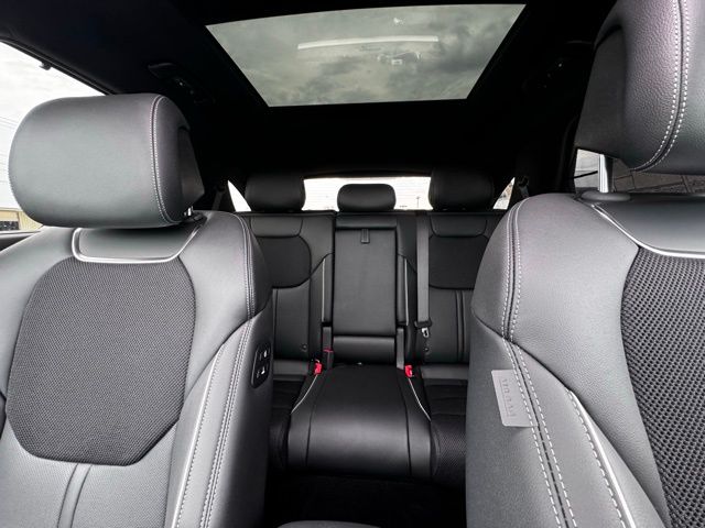 2025 Genesis GV70 2.5T Sport Prestige photo 41