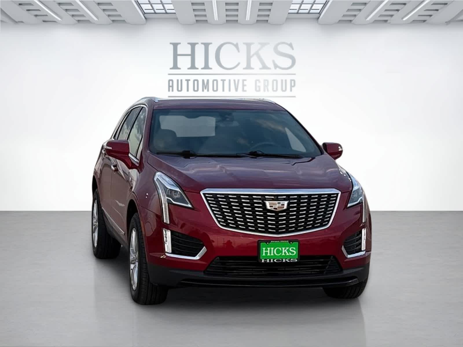2023 Cadillac XT5 Luxury photo 3
