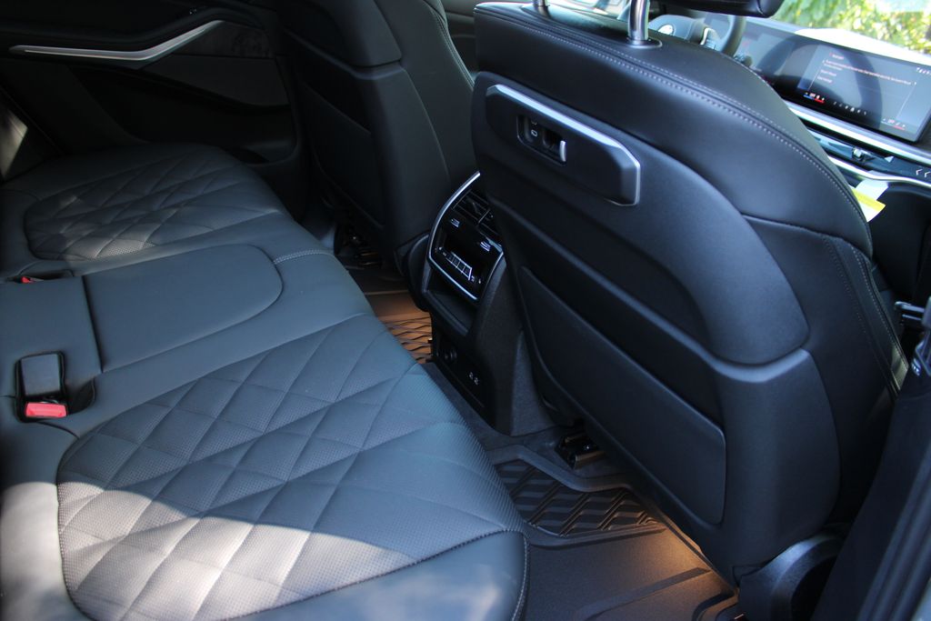 2026 Bmw X5 photo 48