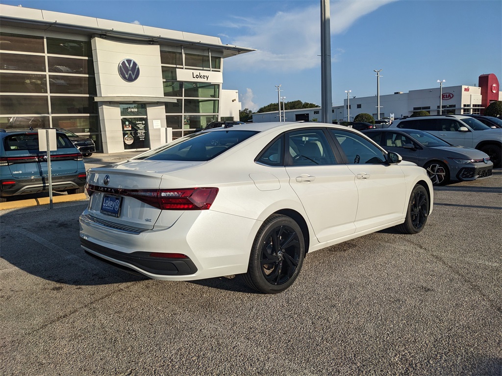 2025 Volkswagen Jetta 1.5T SE photo 7