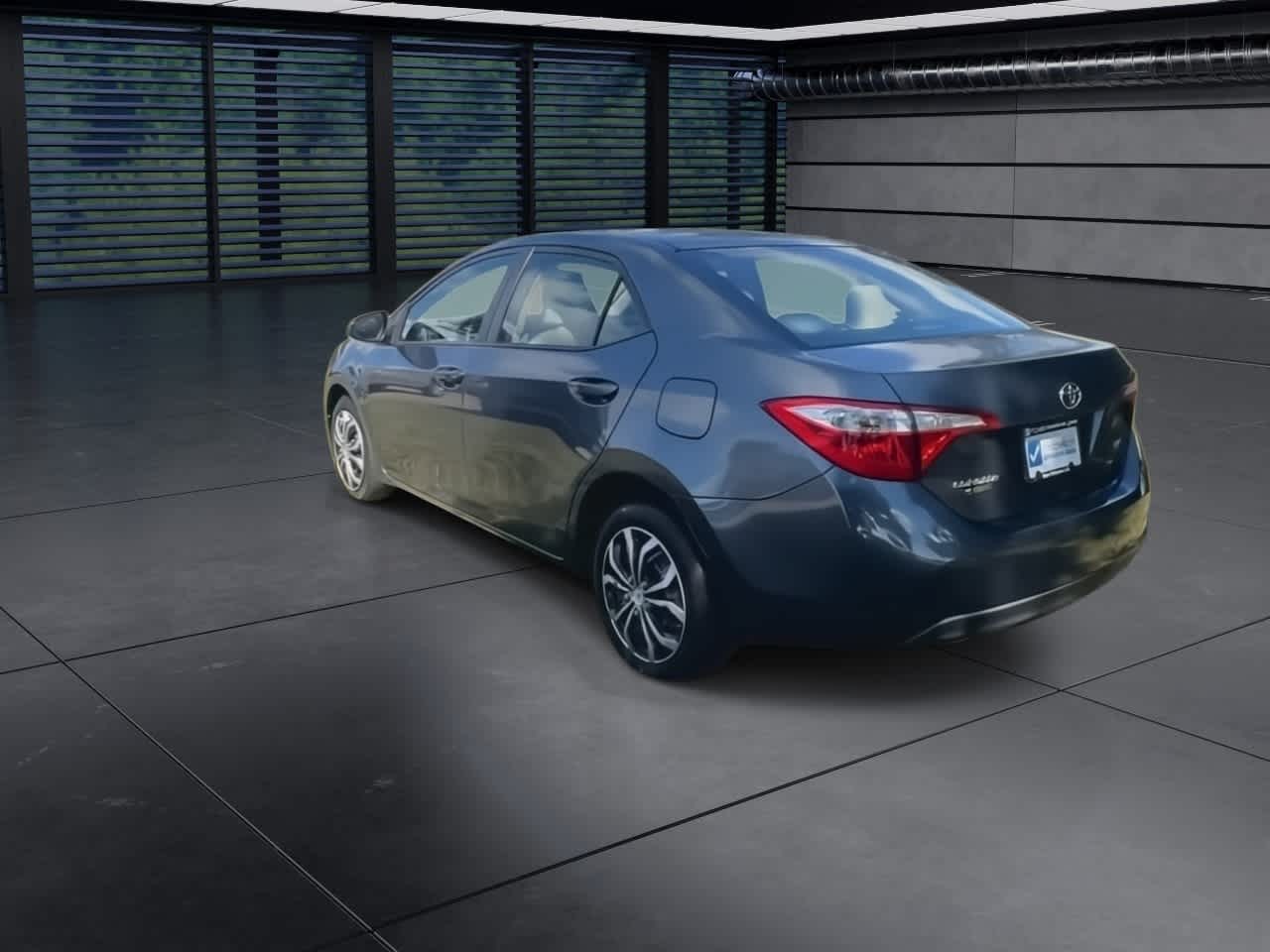 2016 Toyota Corolla LE photo 6