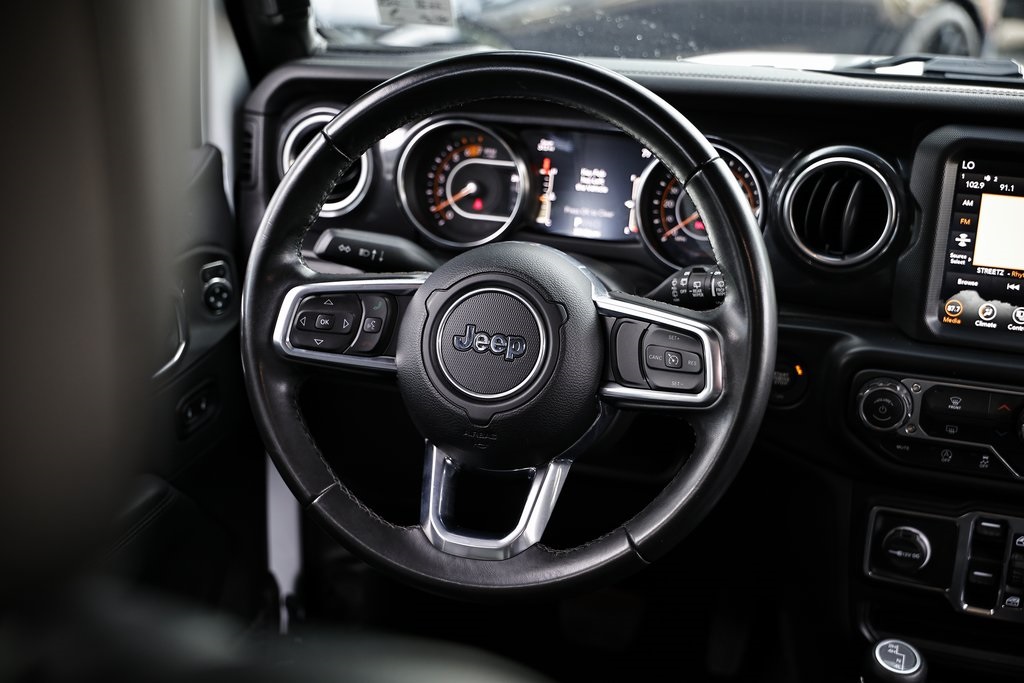 2022 Jeep Wrangler Unlimited Sahara Altitude photo 27