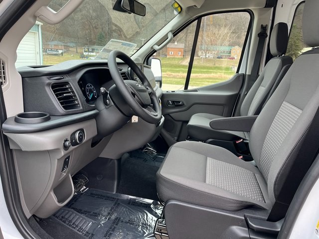 2025 Ford Transit Cargo Van photo 8