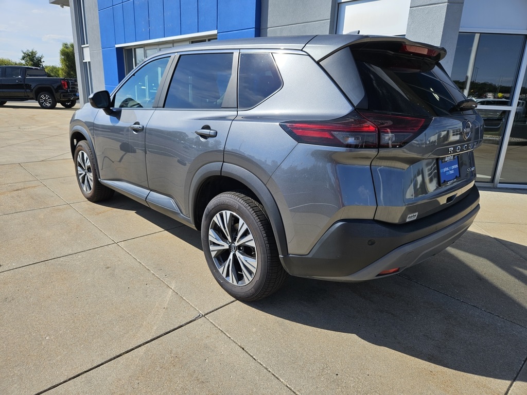 2023 Nissan Rogue SV photo 4