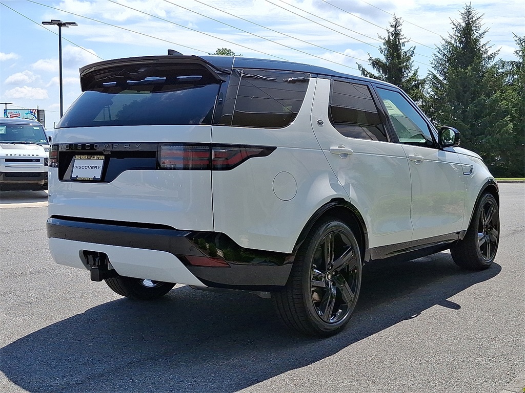 2025 Land Rover Discovery SE photo 3