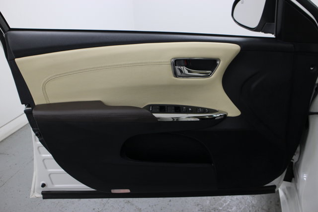 2014 Toyota Avalon XLE Premium photo 12