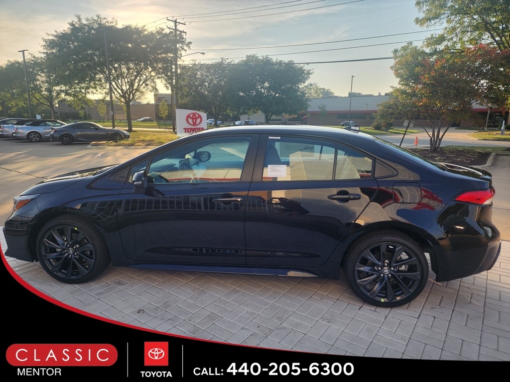2025 Toyota Corolla SE photo 2