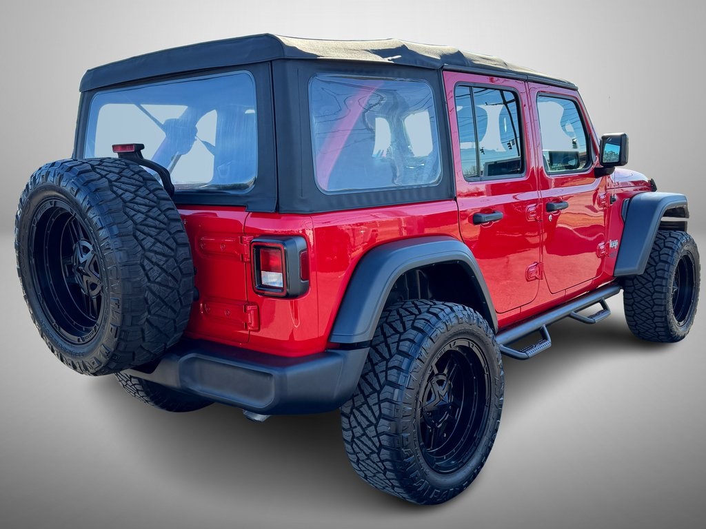 2018 Jeep Wrangler Unlimited Sport photo 3