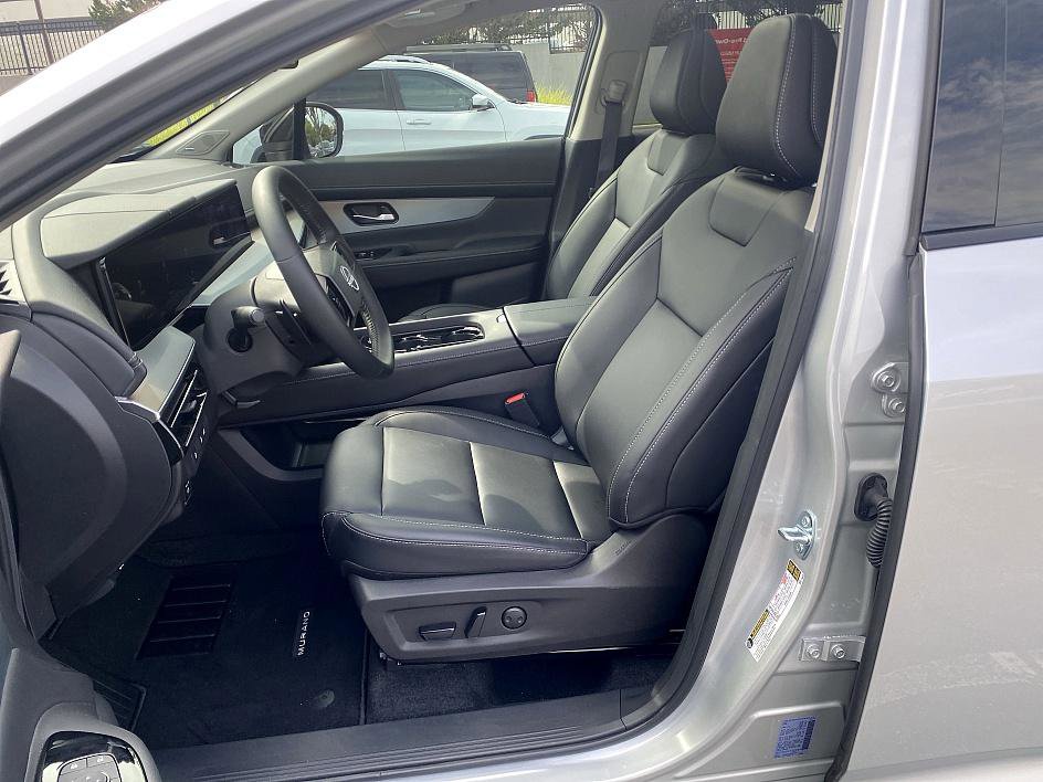 2025 Nissan Murano SL photo 21