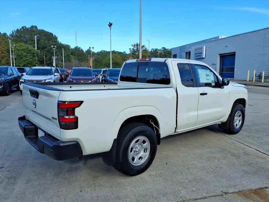 2026 Nissan Frontier King Cab S photo 3