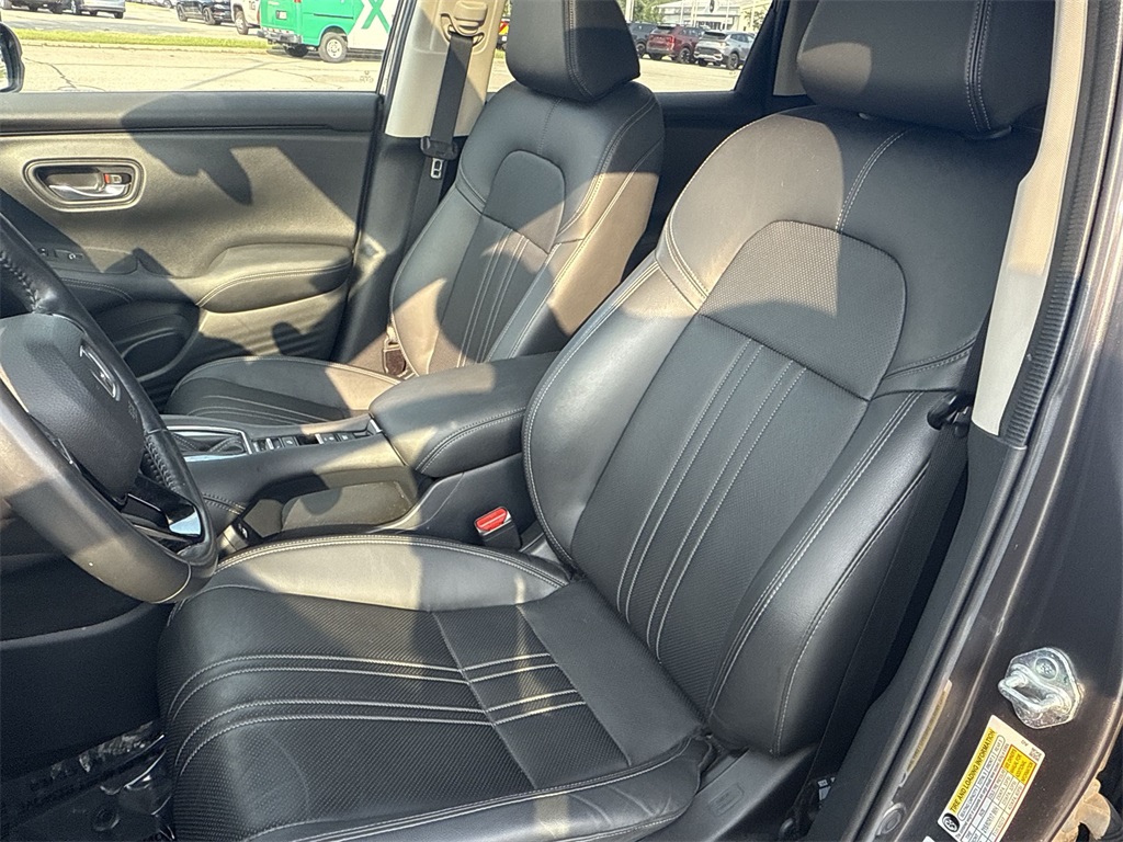 2023 Honda HR-V EX-L photo 2
