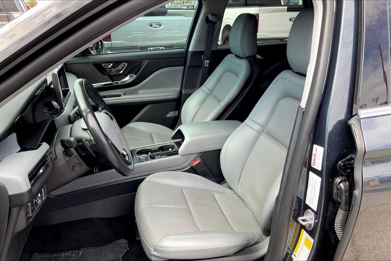 2022 Lincoln Corsair Grand Touring photo 5