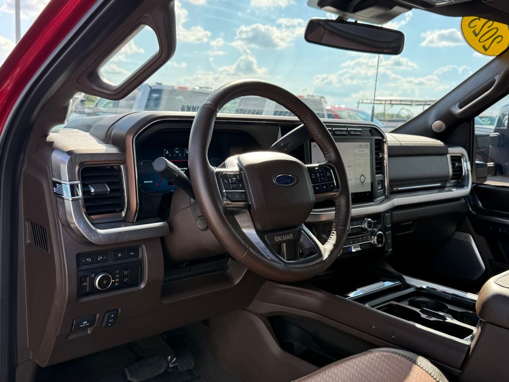 2023 Ford F-250 King Ranch photo 3