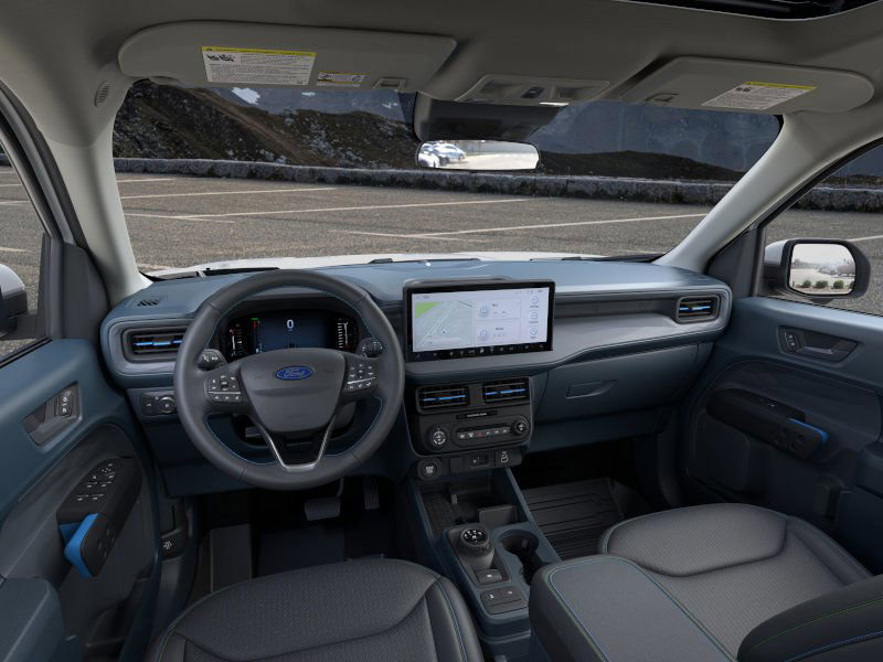 2025 Ford Maverick photo 8