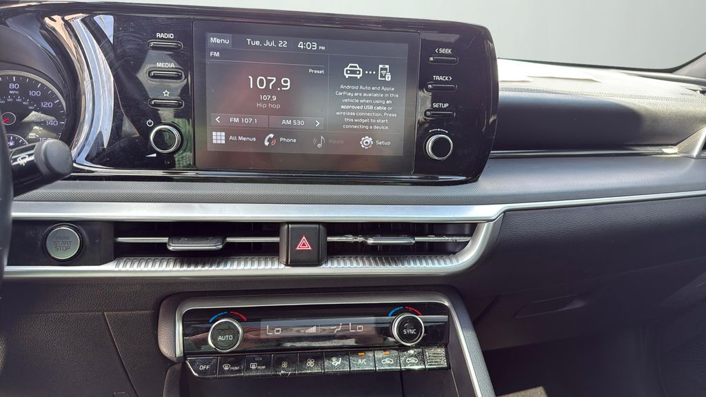 2021 Kia K5 GT-Line photo 12