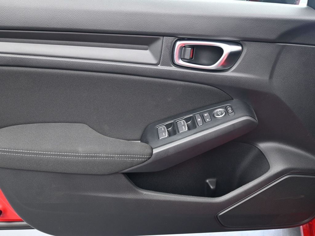 2025 Honda Civic Hatchback Sport photo 10