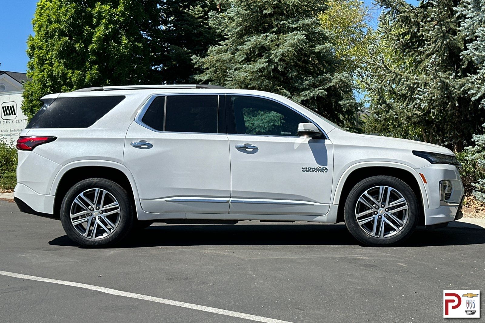 2023 Chevrolet Traverse High Country photo 3