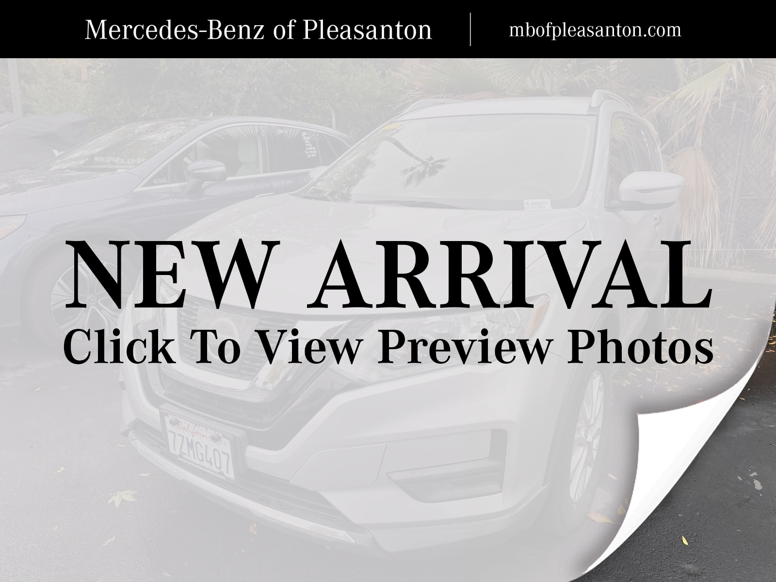 2017 Nissan Rogue SV's photo