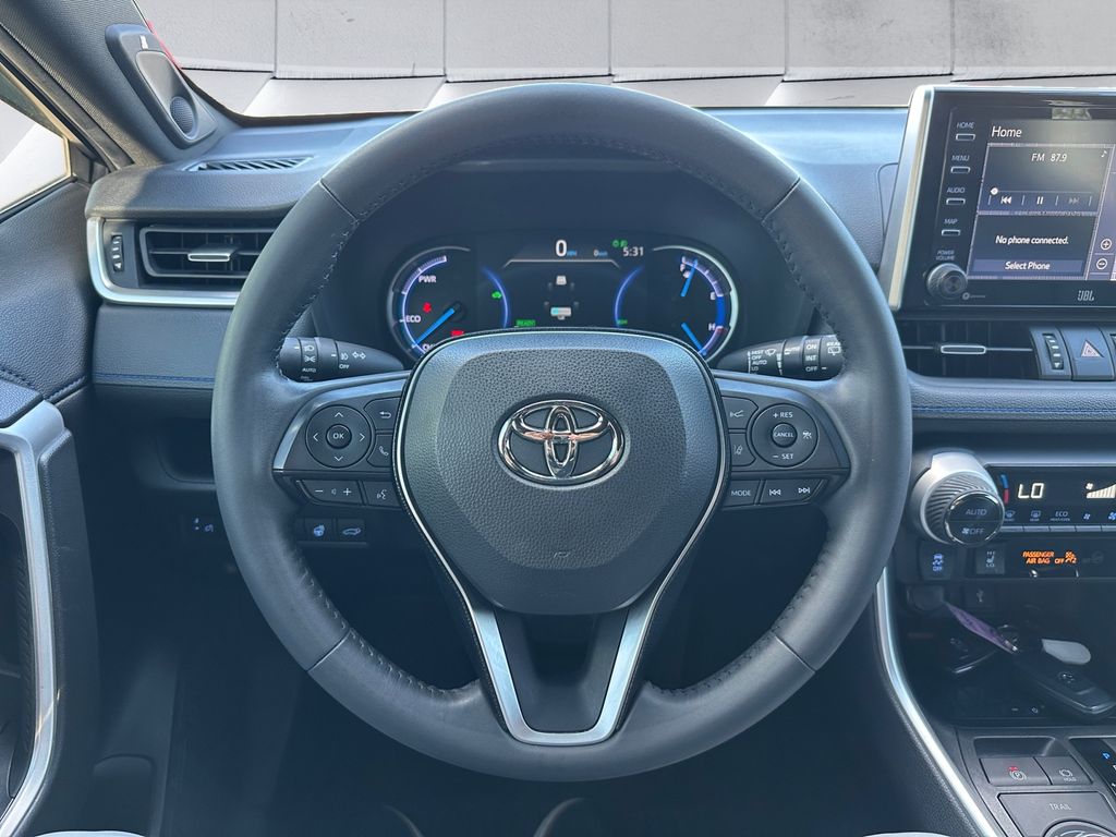 2020 Toyota RAV4 Hybrid XSE photo 8