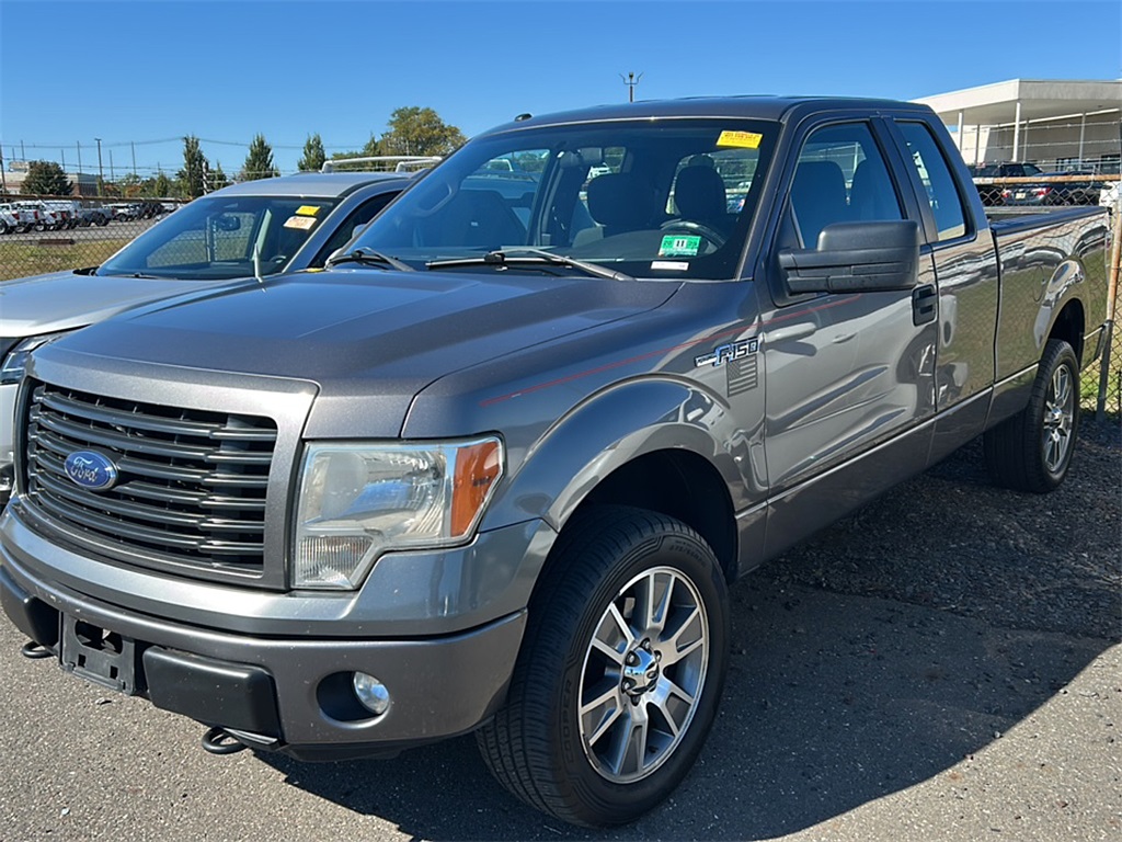 2014 Ford F-150 STX photo 2